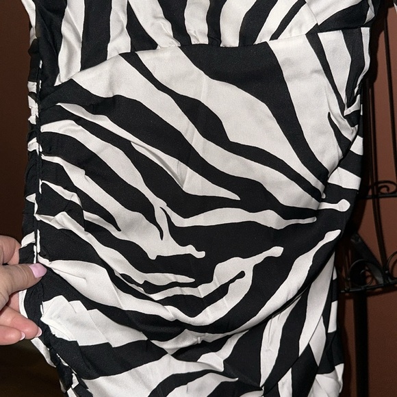 Zara Zebra Dress new without tags - Picture 5 of 5